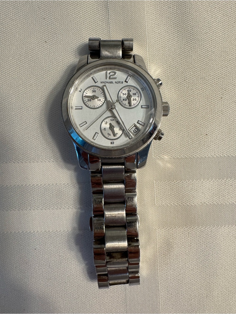 Women Michael Kors MK 5428 Stainless Steel Silver Chronograph.